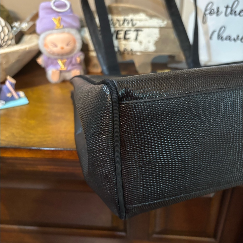 Salvatore Ferragamo Vala Vintage Black pebble Leather Tote Bag - Picture 5 of 11